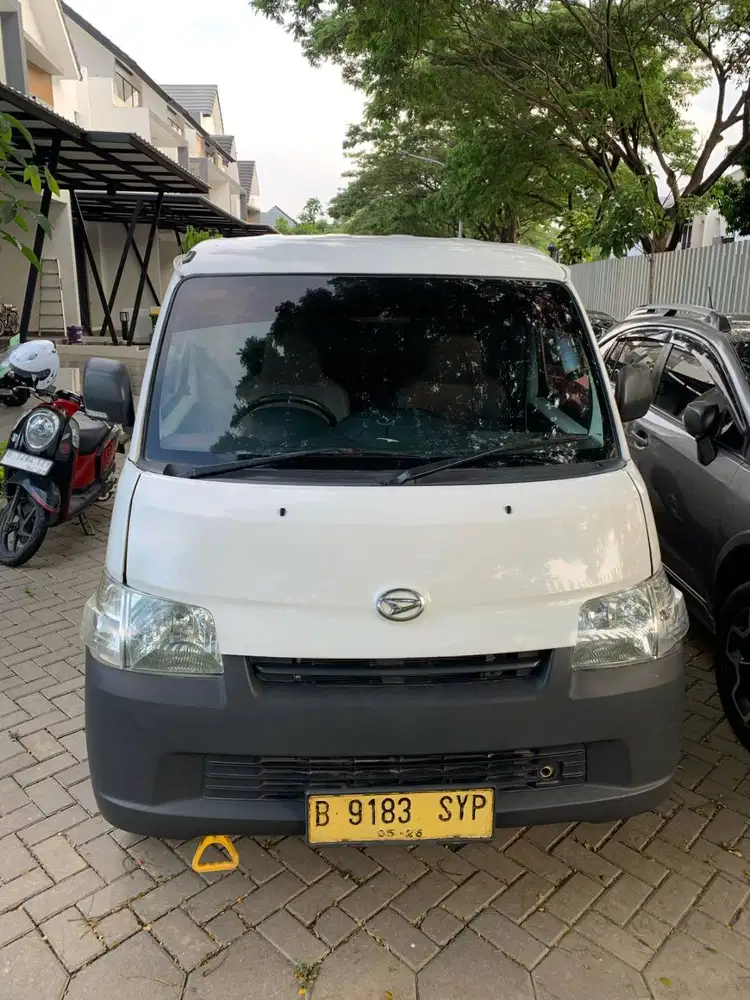 SEWA BULANAN Daihatsu Blindvan Granmax