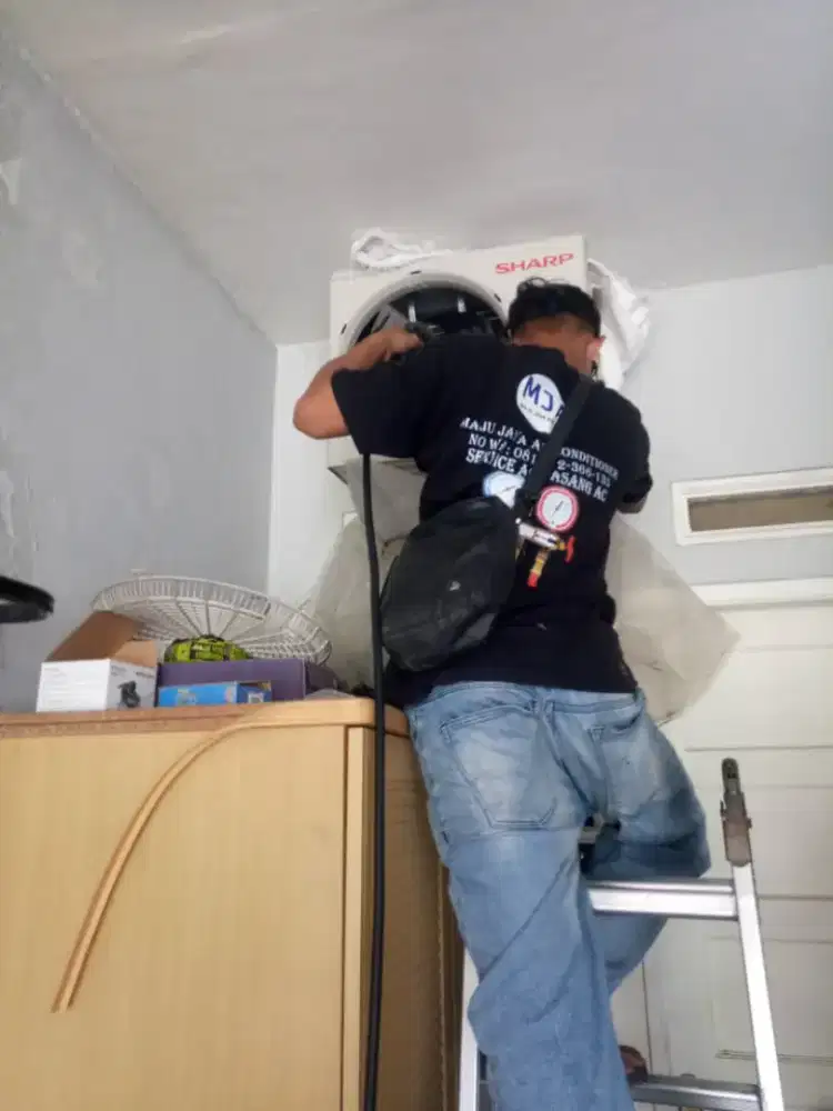 Pasang AC Service ac Bongkar pasang AC cuci AC Bandung murah