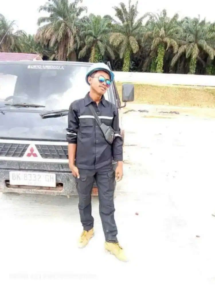 SAYA SUPIR PRIBADI/BUS/TRUCK BERPENGALAMAN 10TAHUN LINTAS LUAR KOTA