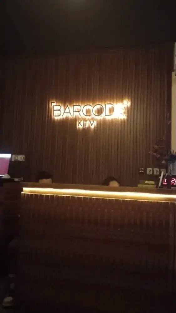 Loker LC & Club karaoke SPA