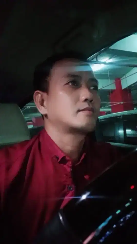 Sedang aktif mencari pekerjaan sebagai driver