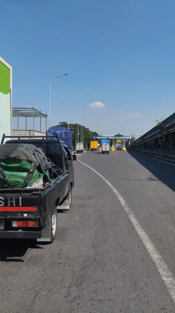 Saya Cari kerja sebagai driver