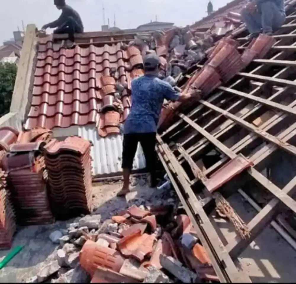 Tukang atap bocor dan renovasi rumah
