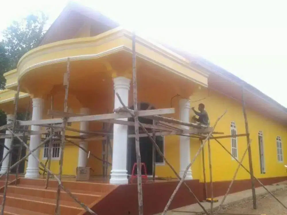 Tukang cat rumah ruko