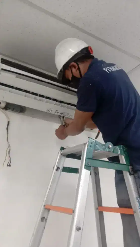 Cuci ac bongkar pasang ac baru