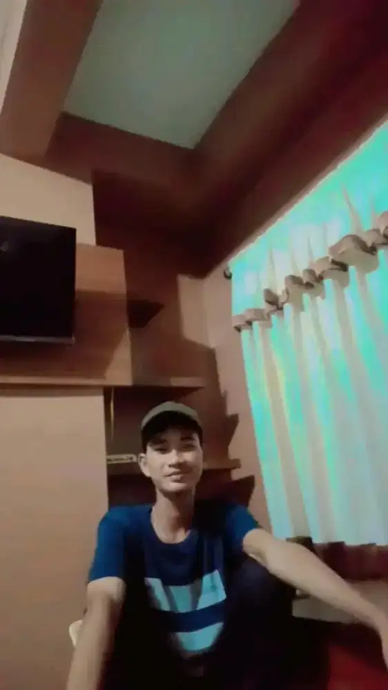 Mencari pekerjaan apa saja