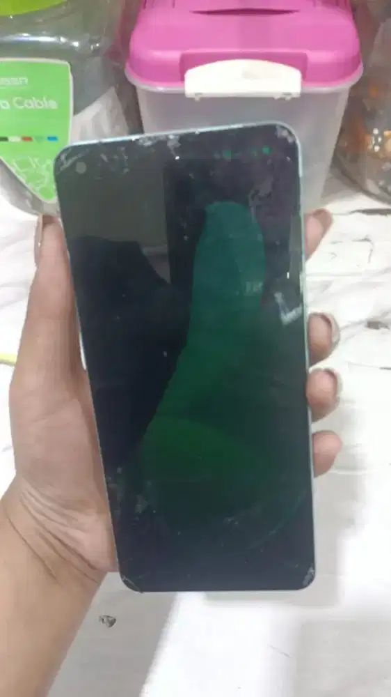 Dicari karyawati yang mau bekerja jaga konter
