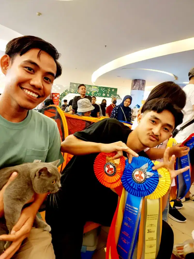 Mencari loker yang ada messnya