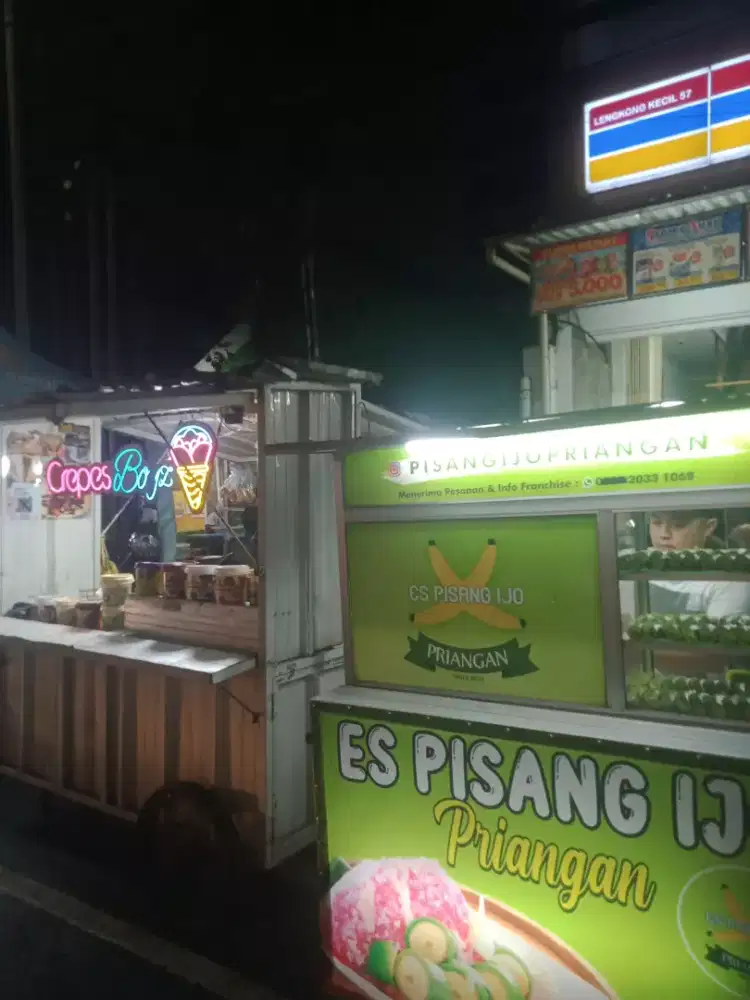 Loker jaga stand makanan