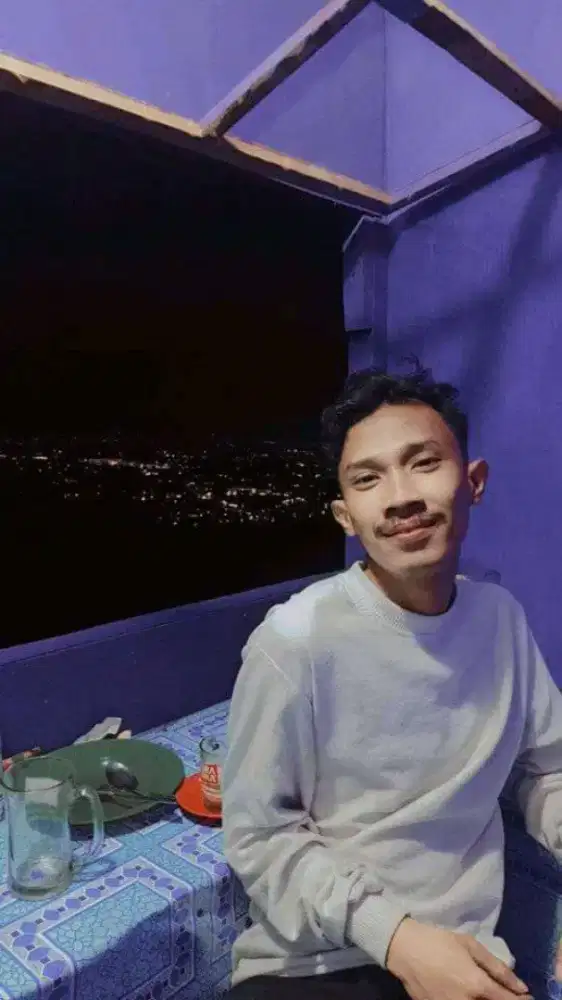 Cari kerjaan apa ajah
