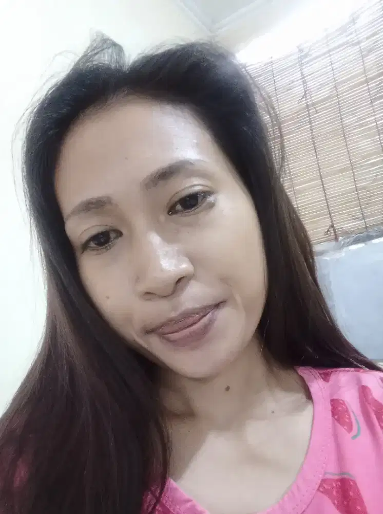 Cari pekerjaan buat cwe apaha yg pnting krja