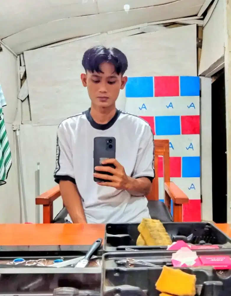 Lagi cari kerjaan yang pasti nyata ada