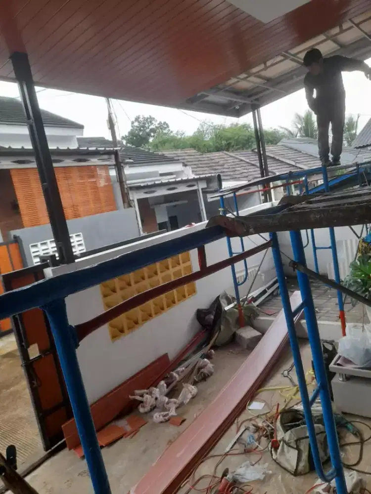 Melayani jasa atap bocor,dinding rembes,kanopi,flapon,renovasi atap