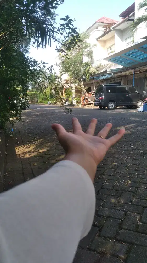 Mencari 2 wanita