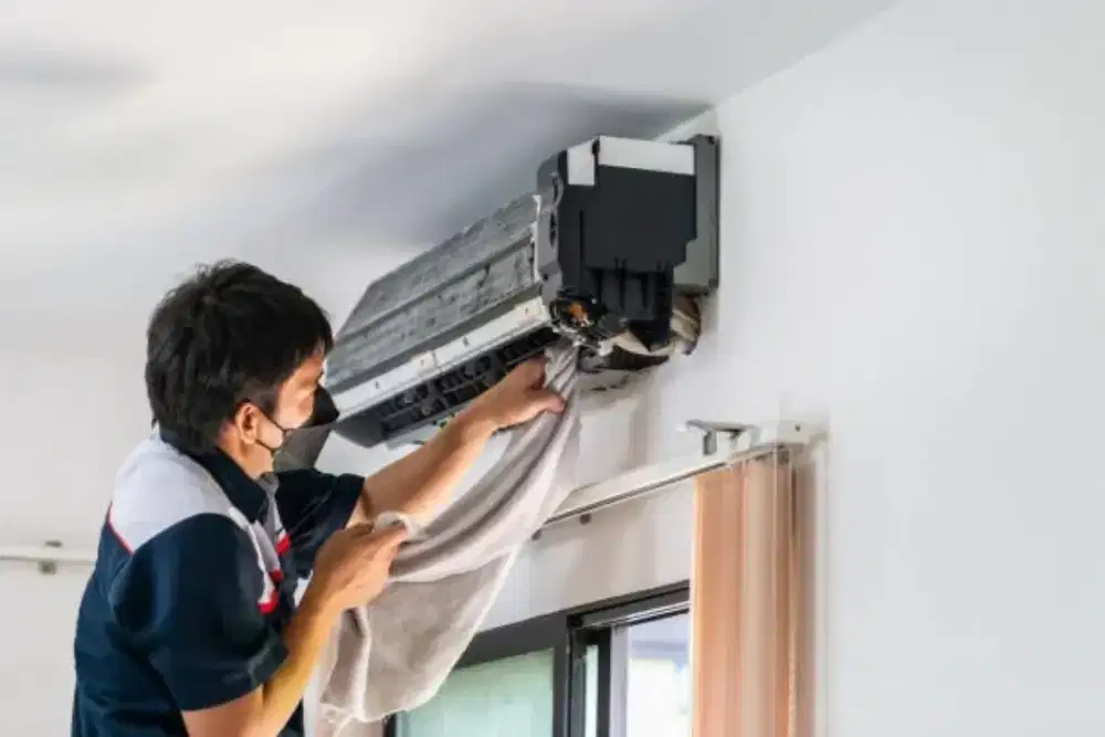 Service Ac,Mesin Cuci,Kulkas,Pompa Air dan Bongkar Pasang AC.