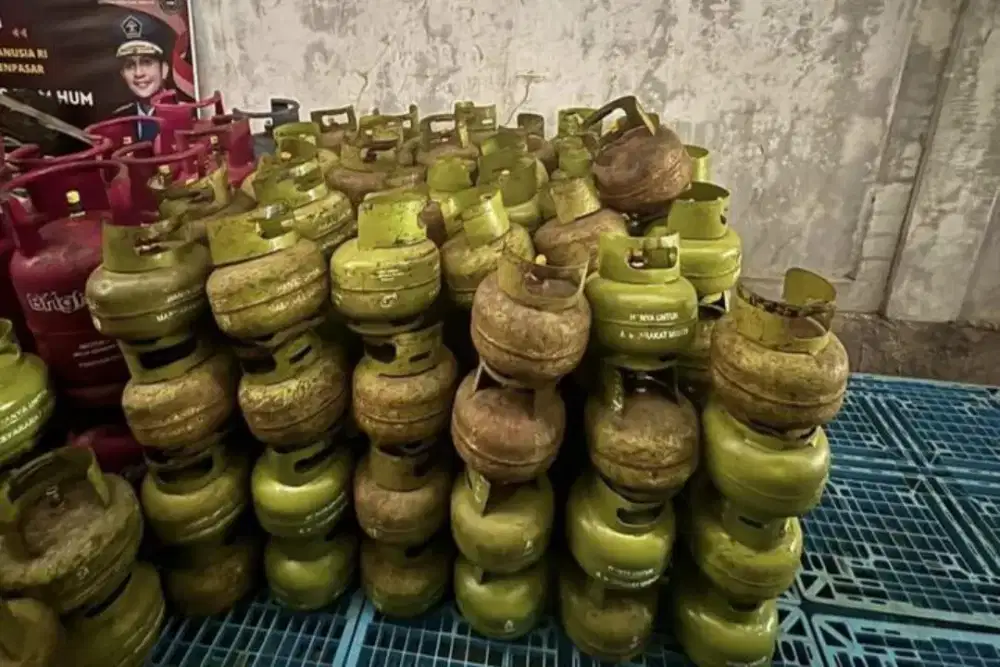 DICARI ANTAR JEMPUT GALON DAN GAS