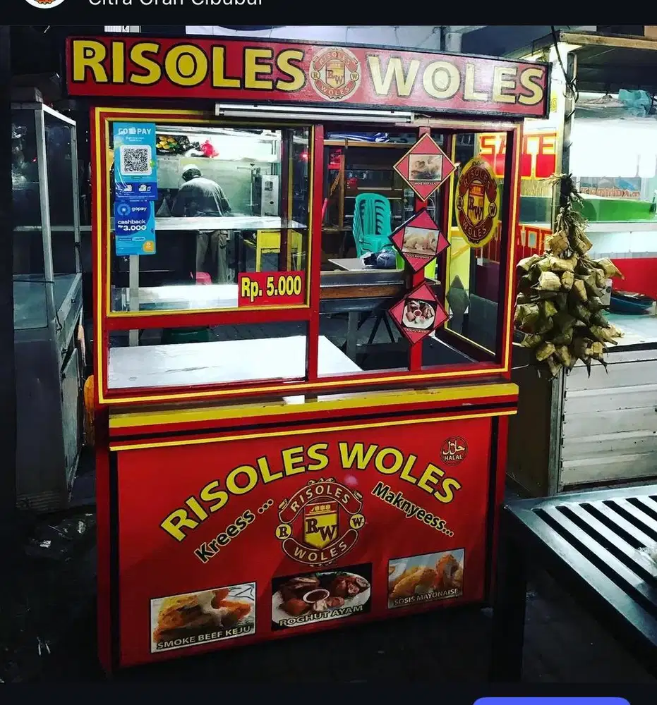 butuh cowok jaga risoles kaki lima