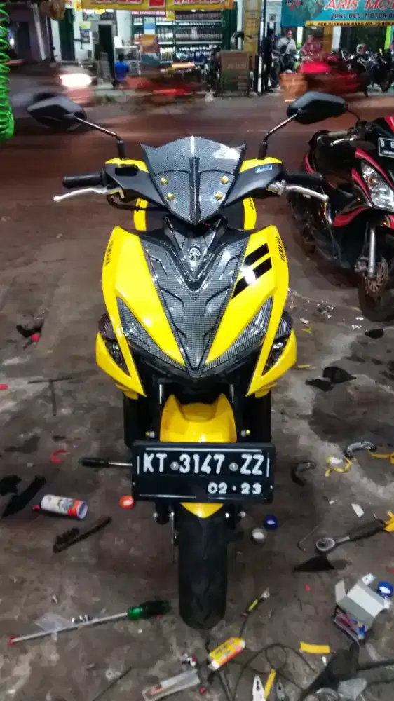 Mencari mekanik motor