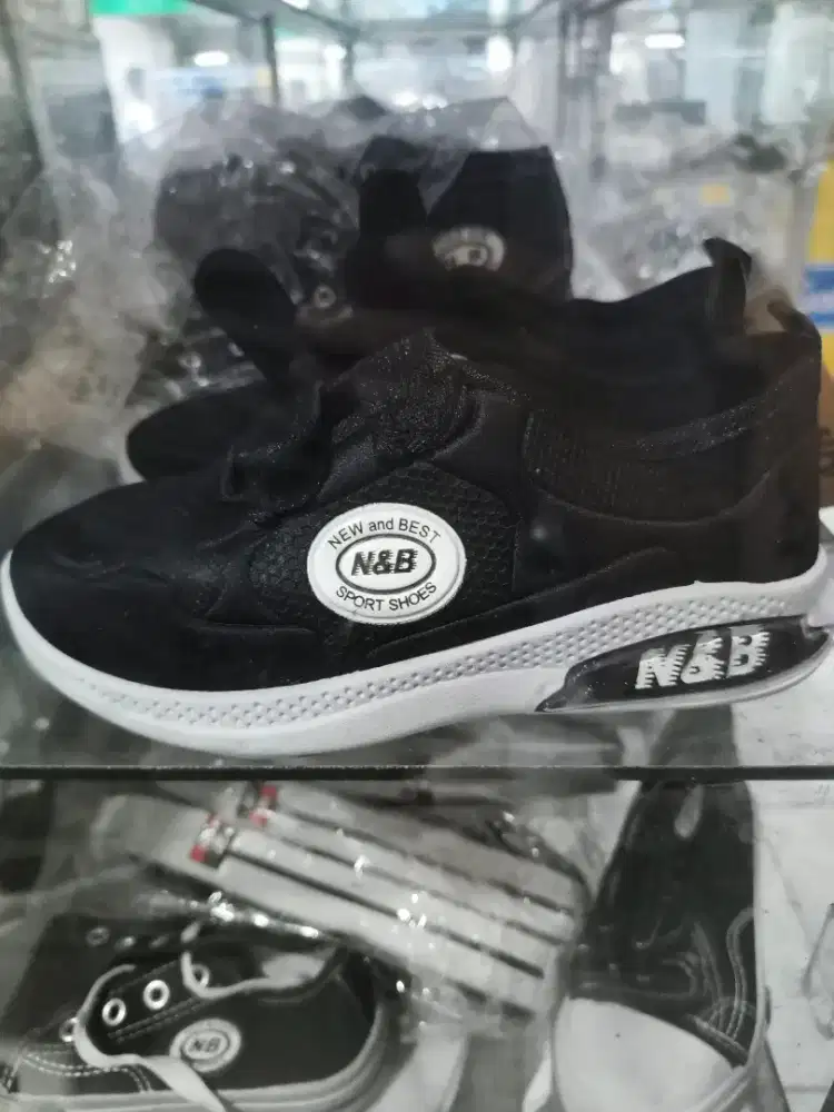 Dicari buat jaga toko