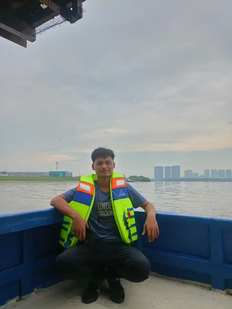 Cari kerjaan apapun yang penting halal