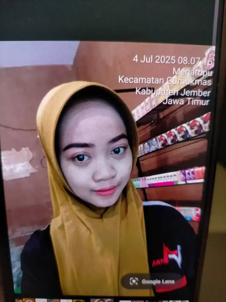 Di cari pegawai wanita