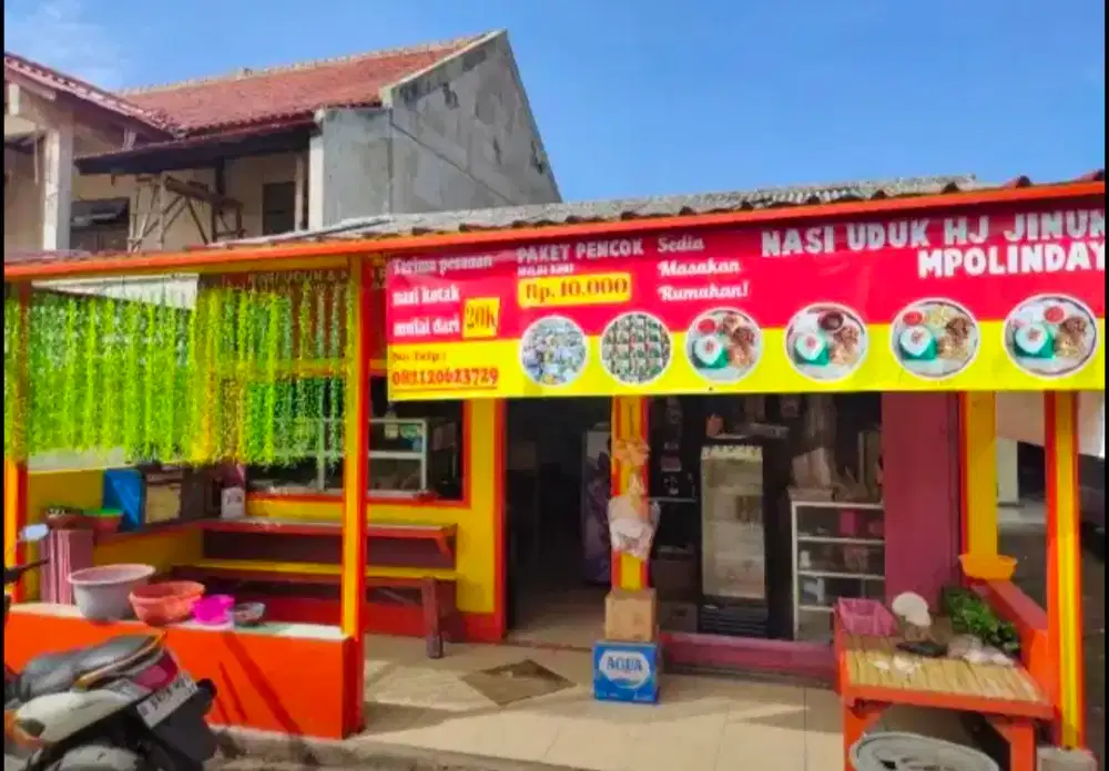 Dibutuhkan karyawan untuk di rumah makan