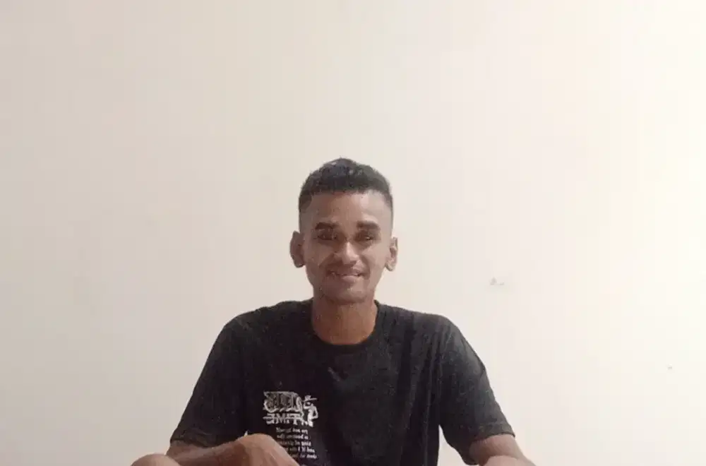 Sedang Mencari lowongan kerja driver, jika berminat bisa hubungi saya