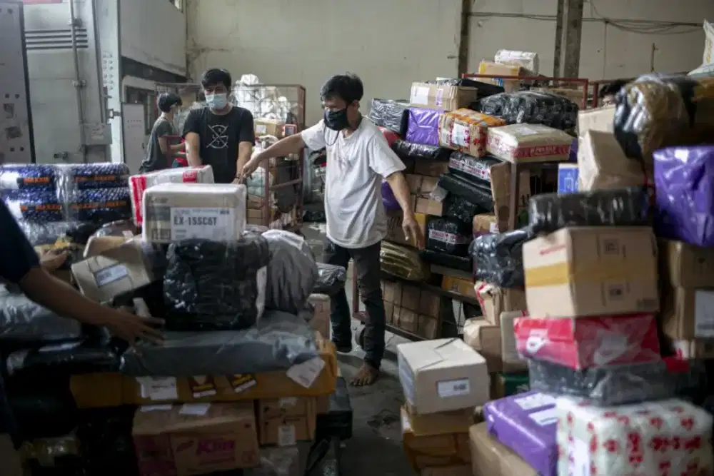 DIBUKA LOWONGAN KERJA DIGUDANG LOGISTIK