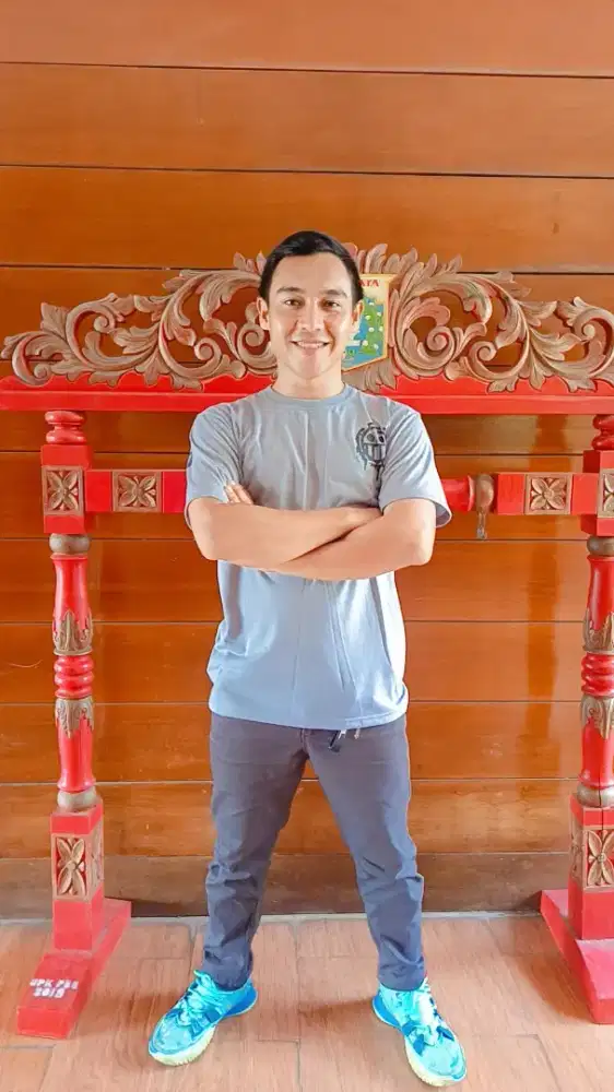 Sedang mencari pekerjaan posisi sebagai driver atau lain nya