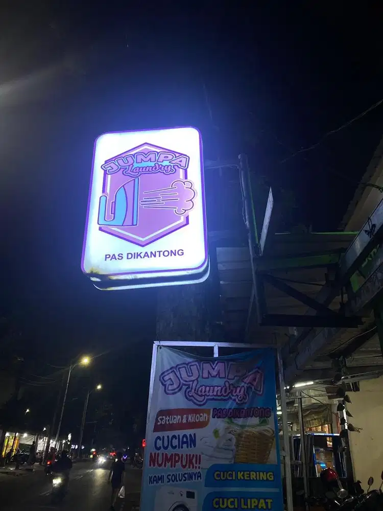 karyawan laundry