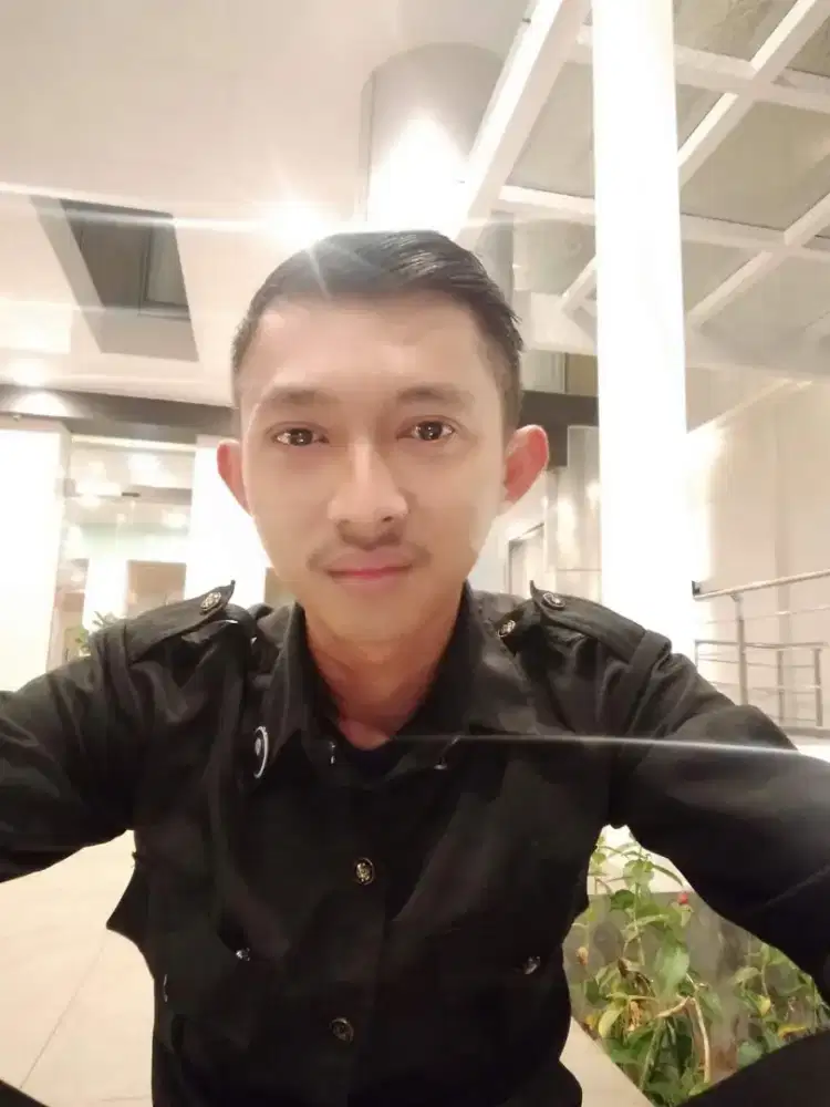 Supir pribadi dan supir kantor