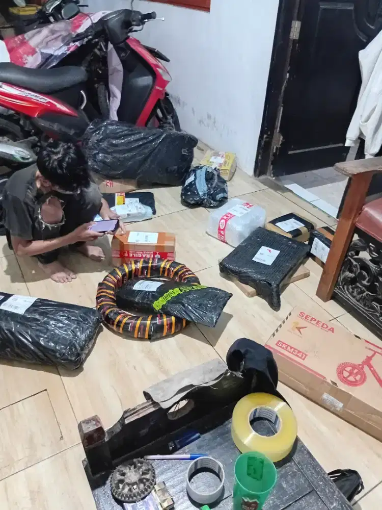 Lowongan kurir motor