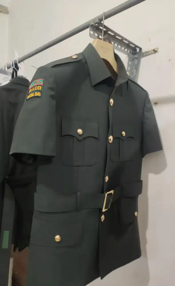 Dicari Penjahit berpengalaman Rapihan baju dinas