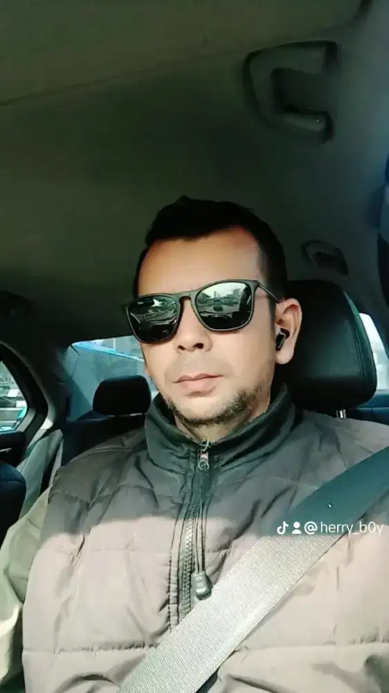 Cari Pekerjaan Sebagai Sopir Pribadi - Pengalaman Asisten Pribadi/PA