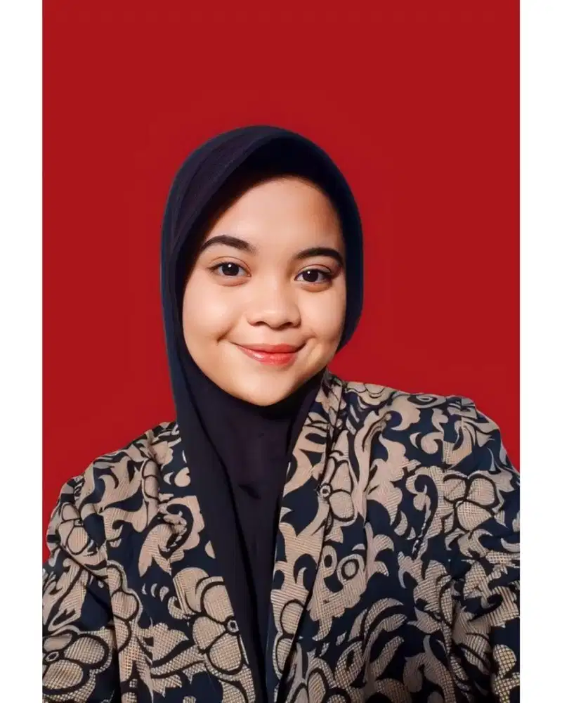 HALO SAYA NAYLA SAYA SIAP BEKERJA