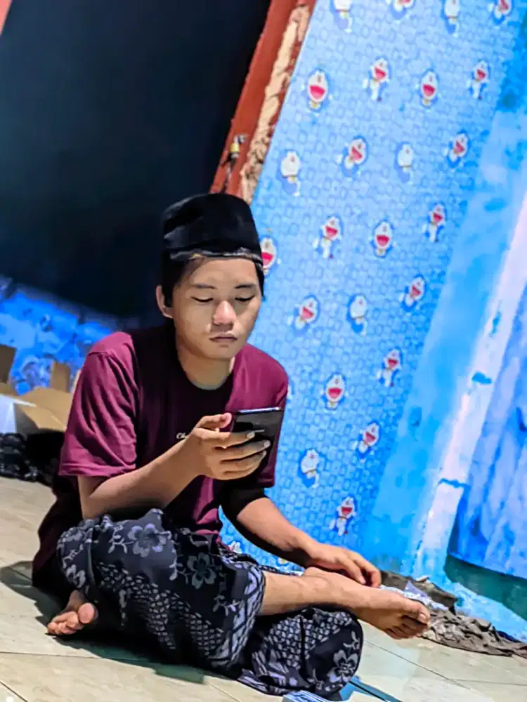 SEDANG MENCARI PEKERJAAN