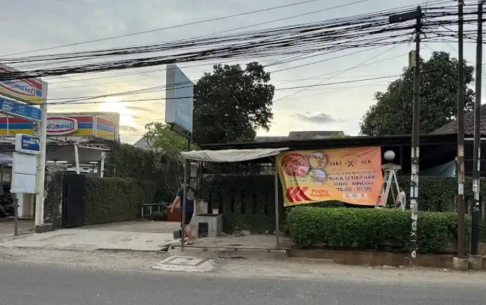 KARYAWAN MASAK TENDAAN