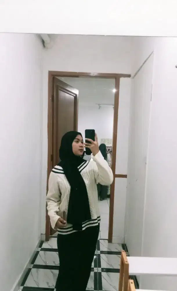mencari lowongan kerja apa saja