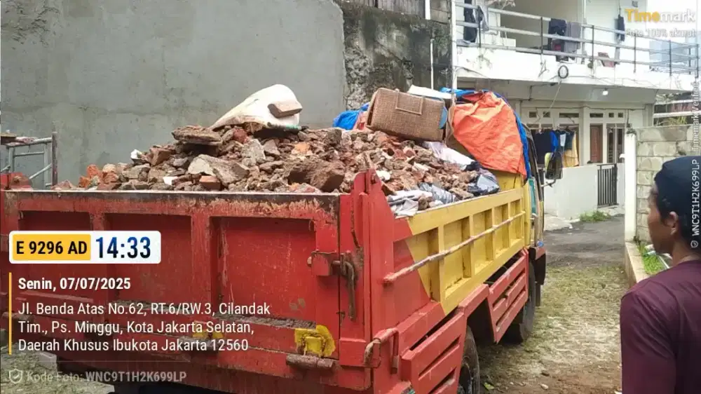 Jasa buang puing sampah
