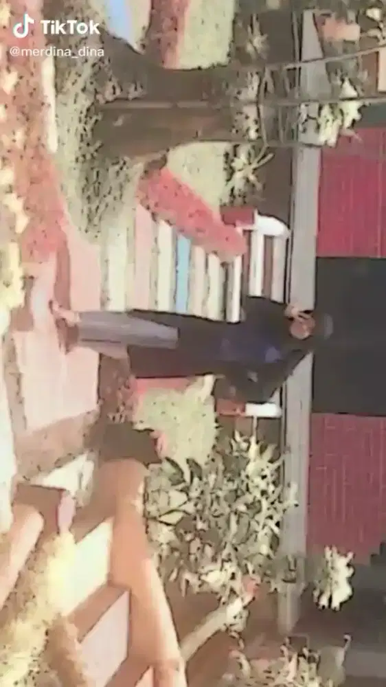 Mencari pekerjaan art