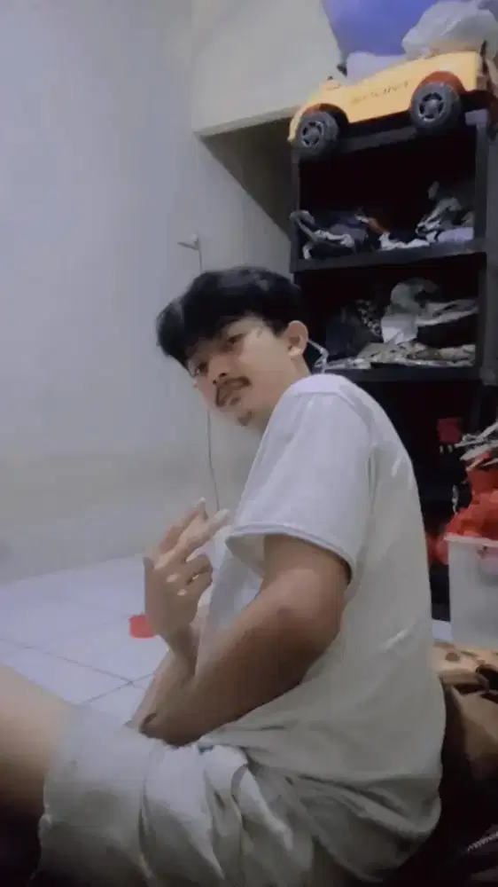 Mencari kerjaan modal KTP