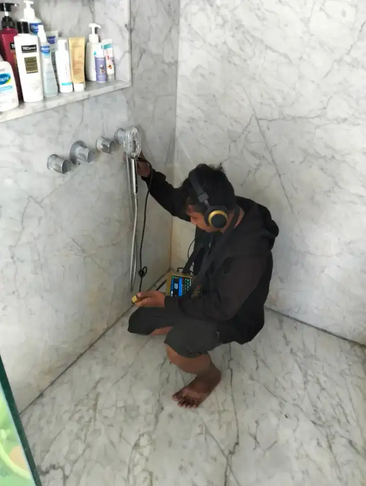 Melacak kebocoran deteksi kebocoran memperbaiki kebocoran pipa bocor