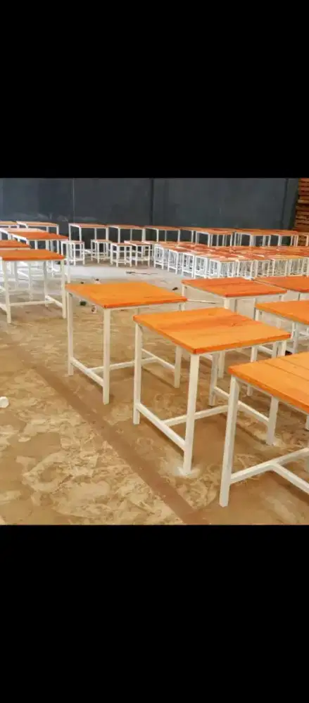 cari pekerjaan tukang kayu bagi yang membutuhkan