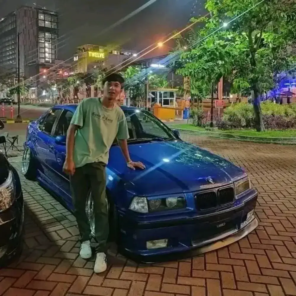 Mencari lowongan driver
