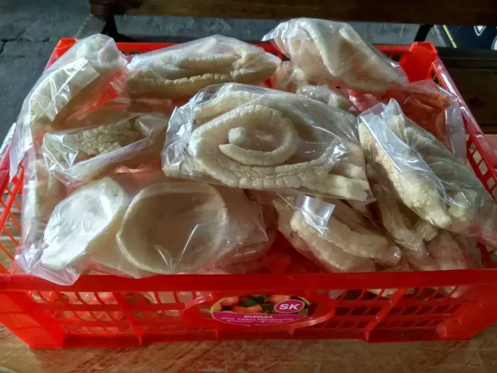 dibutuhkan segera karyawan cowok