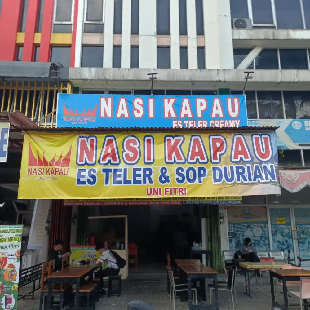 Helper/bagian dapur