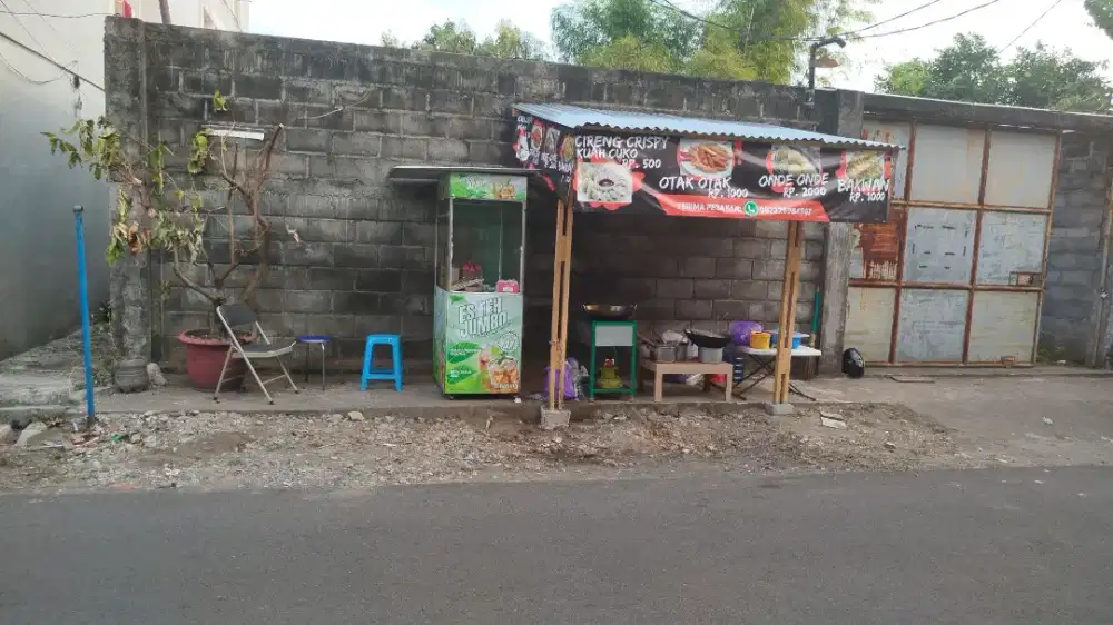 Jaga stand gorengan