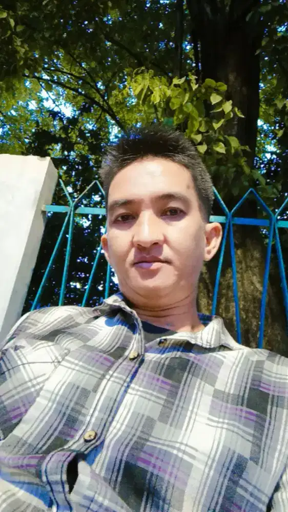 Assalamualaikum bpak/ibu  Saya Mau Cari Kerjaan Untuk Driver Pribadi