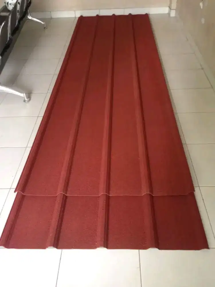 Tukang renovasi dan atap