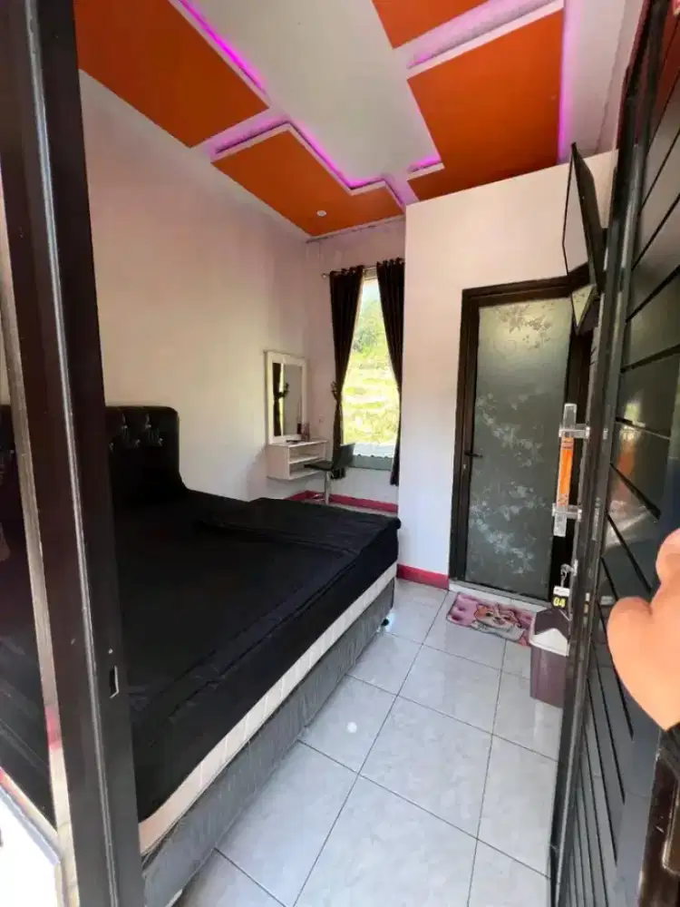 DIBUTUHKAN KARYAWAN CLEANING PEREMPUAN.